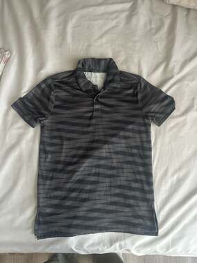 Abercrombie Kids Grey Geometric Stripe Performance Polo Shirt, Size 7/8